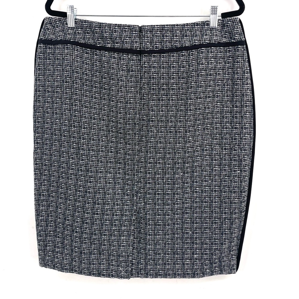 NWT Ann Taylor Tweed Pencil Size 16 Black & White
